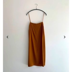 Kamperett Short Slip in Caramel - XS - New Condition